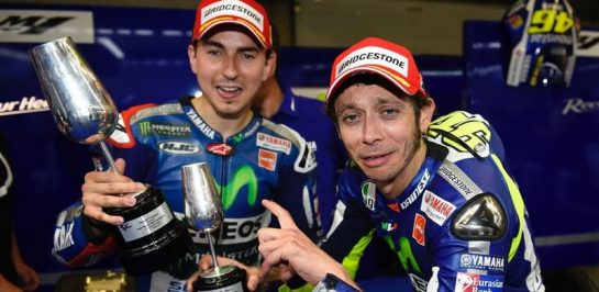 เผย Valentino Rossi พยายามอย่างหนักเพื่อให้ทีมเซ็นเอา Jorge Lorenzo มาร่วมทีม