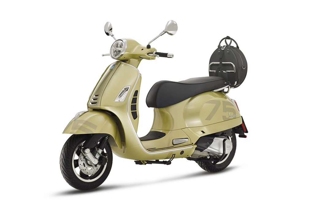 เปิดตัว Vespa Primavera และ GTS รุ่นฉลองครบรอบ 75 ปี