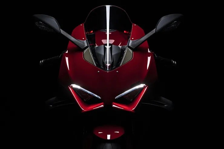 2021 Ducati Panigale V4 รุุนปรับปรุงใหม่