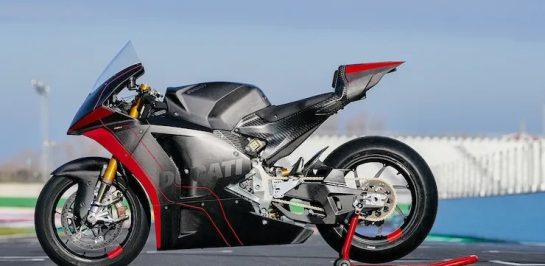 Ducati V21 L ตัวแข่งรายการ MotoE เริ่มทดสอบแล้ว