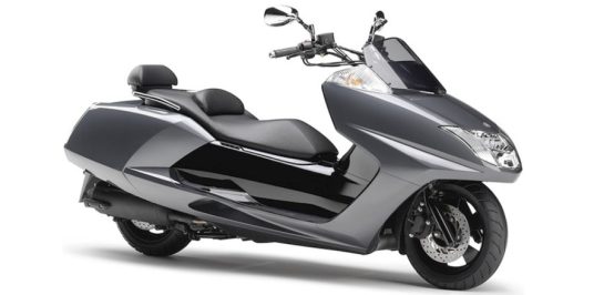 Yamaha Maxam รถบิ๊กสกู๊ตเตอร์สุดแนว สำหรับสายชิล!