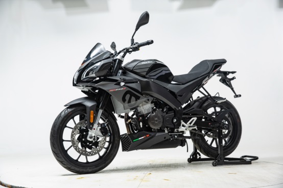 เปิดตัว 2022 Aprilia GPR250S สำหรับตลาดประเทศจีน