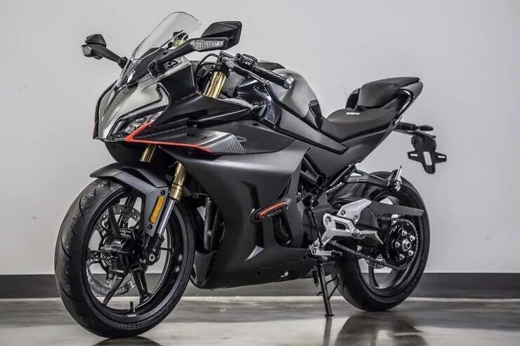 ข้อมูลใหม่ของ CFMoto 450SR-S จะมาพร้อม Single Side Swingarm