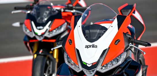 เปิดตัว Aprilia RSV4 และ Tuono V4 Factory SE-09 SBK สองโมเดลพิเศษ อย่างเป็นทางการ