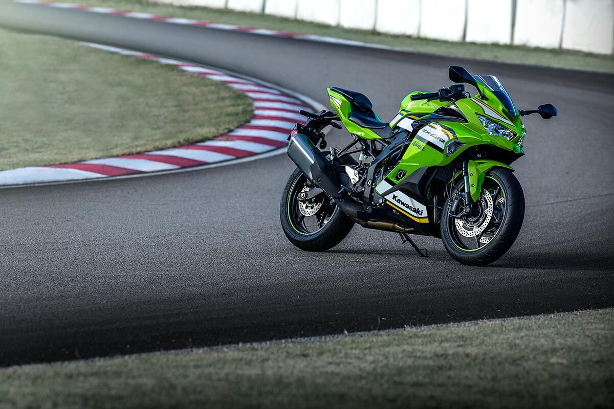 เปิดตัว Kawasaki Ninja ZX-4RR 2025 สปอร์ตฟูลแฟร์ริ่งรุ่นใหม่