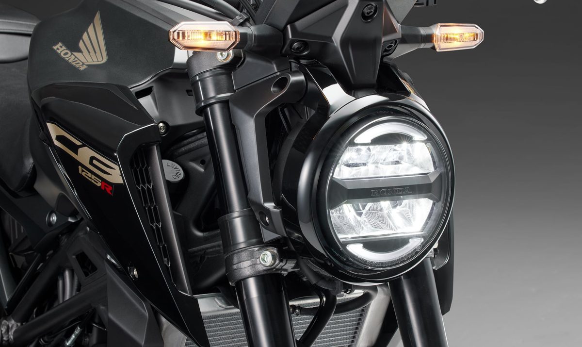 อัปเดทใหม่ของ Honda CB125R 2025 นีโอ-สปอร์ตคาเฟ่รุ่นใหม่