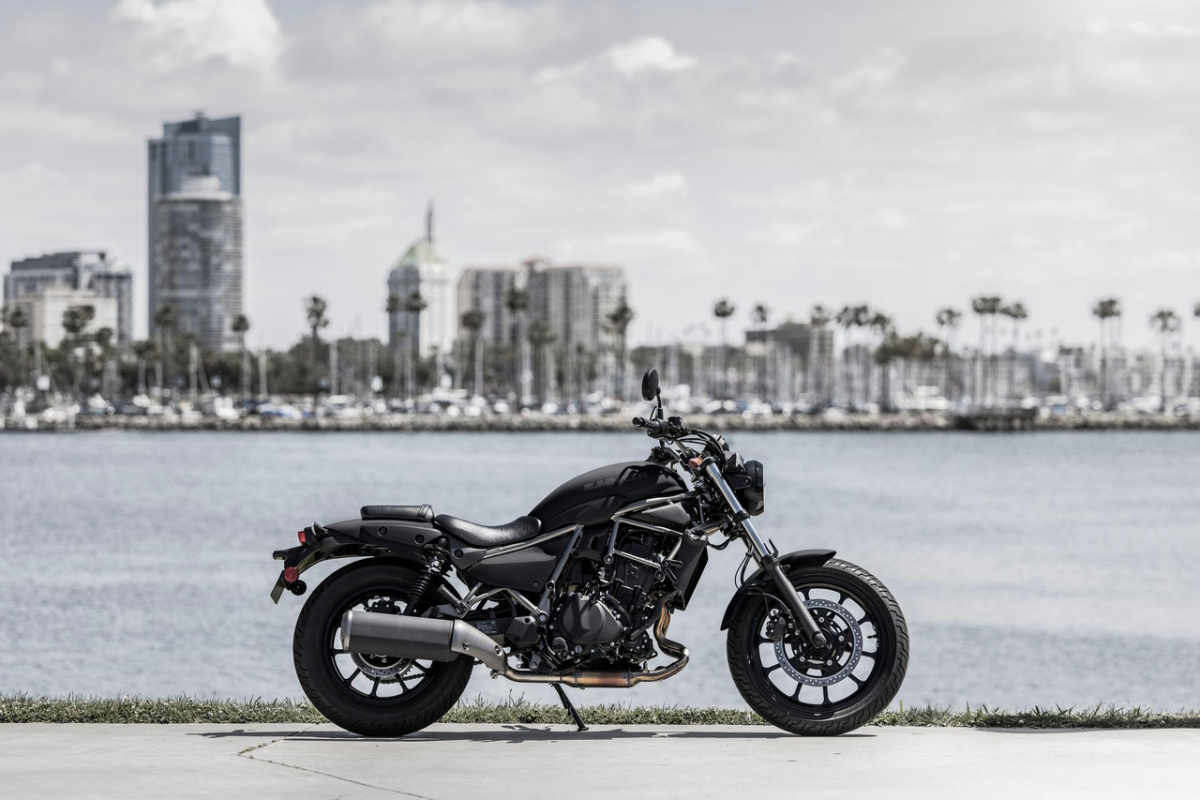 เปิดตัว Kawasaki Eliminator 500 ครุยเซอร์รุ่นใหม่สำหรับปี 2025