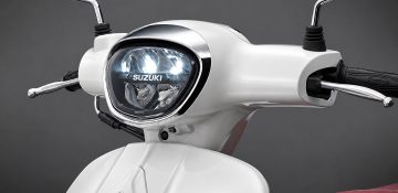 เปิดตัว Suzuki Saluto 125 2026 สกู๊ตเตอร์เรโทรพรีเมียมรุ่นใหม่ ดีไซน์เรียบหรู