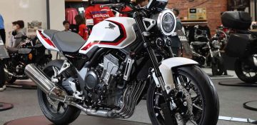 Honda CB400SF E-Clutch ลุ้นเปิดตัวในไทย ตำนาน 4 สูบคืนชีพ เทคโนโลยีจัดเต็ม