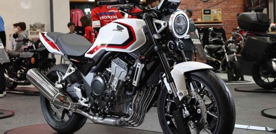 Honda CB400SF E-Clutch ลุ้นเปิดตัวในไทย ตำนาน 4 สูบคืนชีพ เทคโนโลยีจัดเต็ม